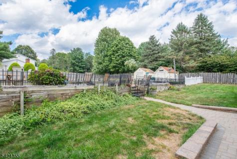 257 Eyland Avenue Roxbury NJ 07876