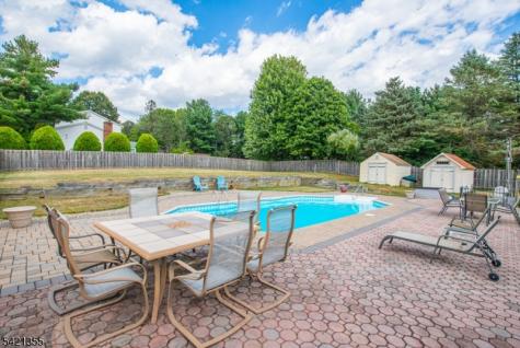 257 Eyland Avenue Roxbury NJ 07876