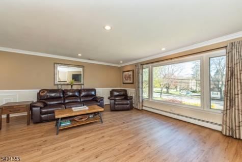 257 Eyland Avenue Roxbury NJ 07876