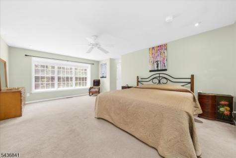 14 Hawk Drive Raritan NJ 08551