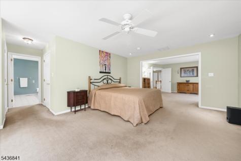 14 Hawk Drive Raritan NJ 08551