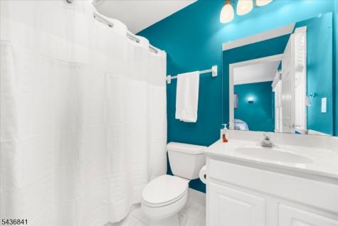 14 Hawk Drive Raritan NJ 08551