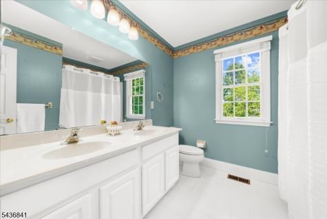 14 Hawk Drive Raritan NJ 08551