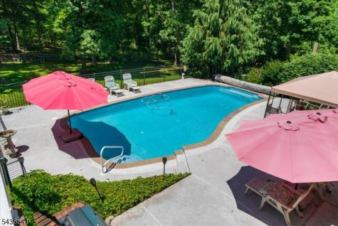 14 Hawk Drive Raritan NJ 08551