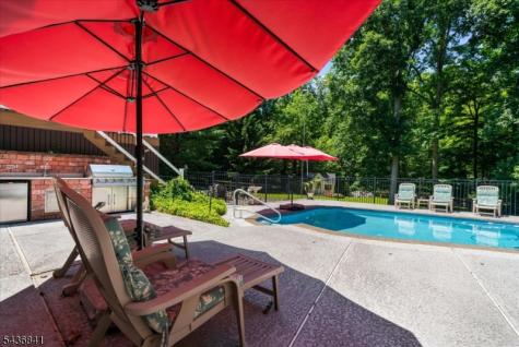 14 Hawk Drive Raritan NJ 08551