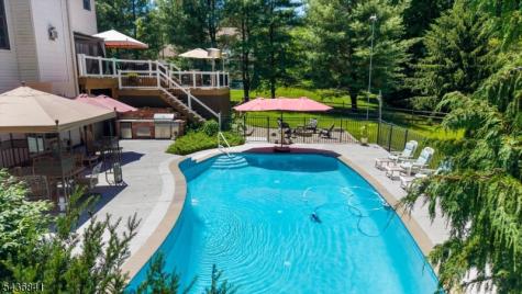 14 Hawk Drive Raritan NJ 08551