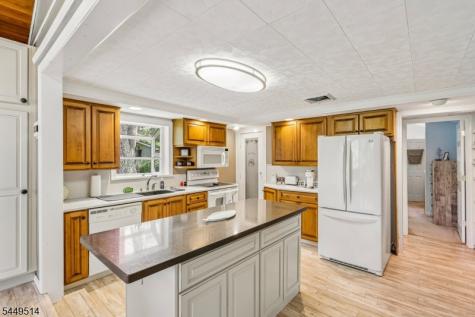 3 Beech Court Hardyston NJ 07460