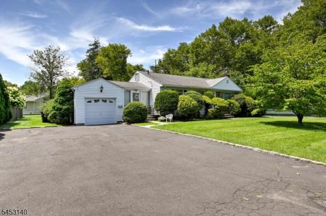 271 Summit Road Mountainside NJ 07092