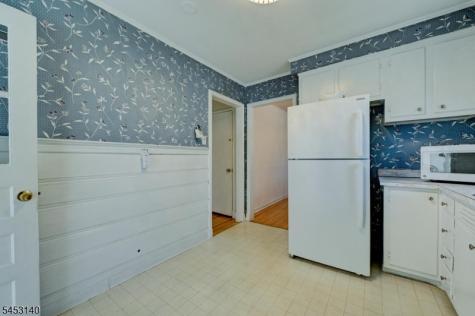 271 Summit Road Mountainside NJ 07092
