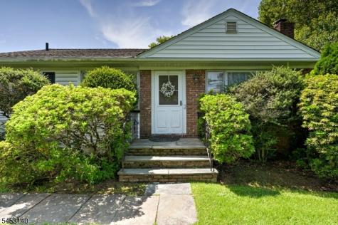271 Summit Road Mountainside NJ 07092