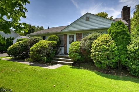 271 Summit Road Mountainside NJ 07092
