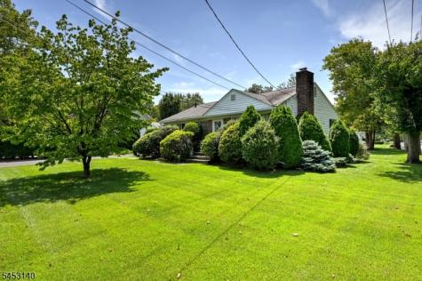 271 Summit Road Mountainside NJ 07092