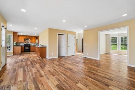 2 Log Road Jefferson NJ 07849