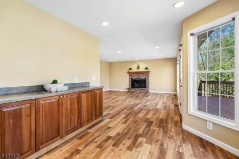 2 Log Road Jefferson NJ 07849