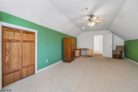 2 Log Road Jefferson NJ 07849