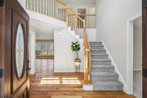 2 Log Road Jefferson NJ 07849