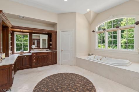 7 Cobblefield Road Mendham NJ 07945
