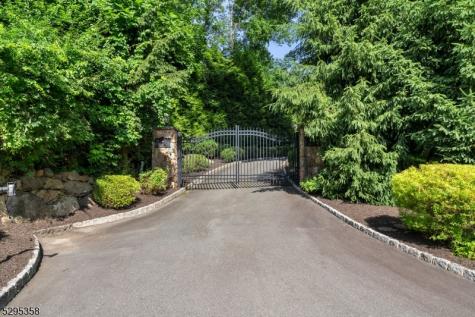 7 Cobblefield Road Mendham NJ 07945