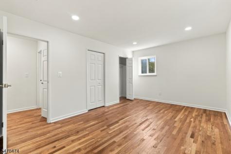 71 Fairway Drive East Hanover NJ 07936