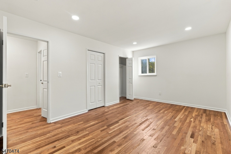 71 Fairway Drive East Hanover NJ 07936