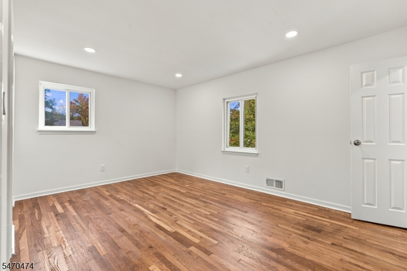 71 Fairway Drive East Hanover NJ 07936