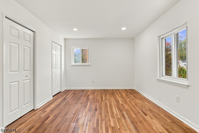 71 Fairway Drive East Hanover NJ 07936