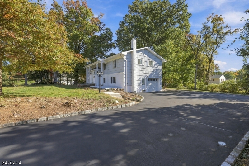 71 Fairway Drive East Hanover NJ 07936