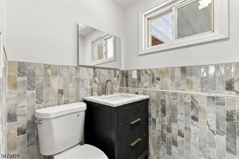 71 Fairway Drive East Hanover NJ 07936