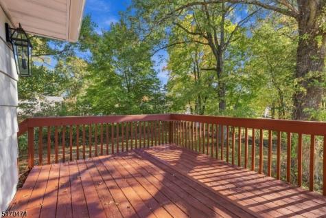 71 Fairway Drive East Hanover NJ 07936
