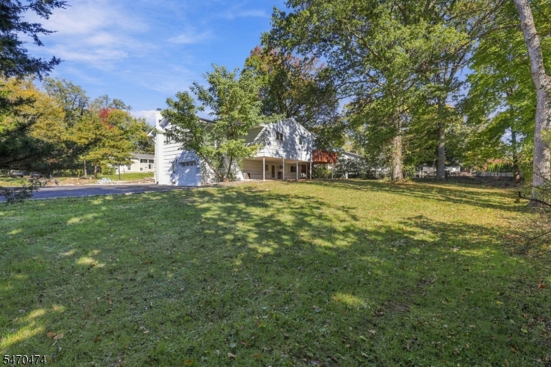 71 Fairway Drive East Hanover NJ 07936