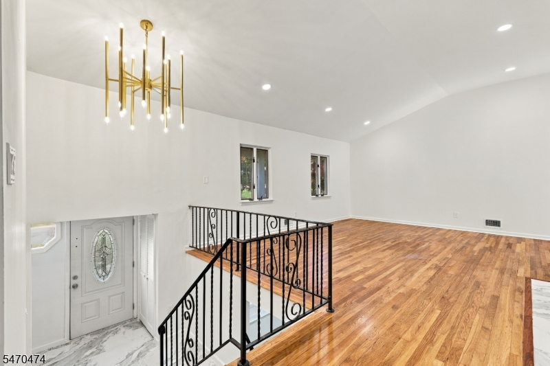 71 Fairway Drive East Hanover NJ 07936
