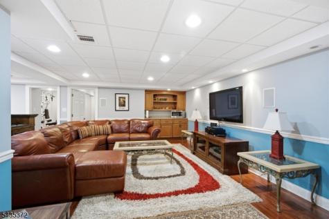 4 Winthrop Gait Road Sparta NJ 07871