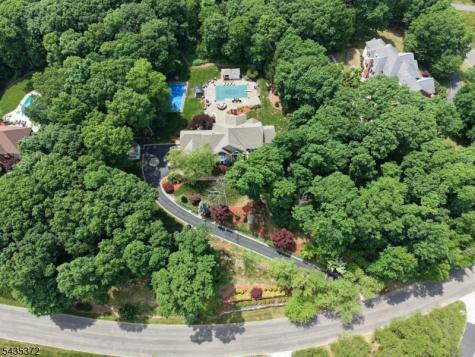 4 Winthrop Gait Road Sparta NJ 07871