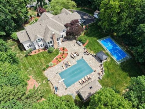 4 Winthrop Gait Road Sparta NJ 07871