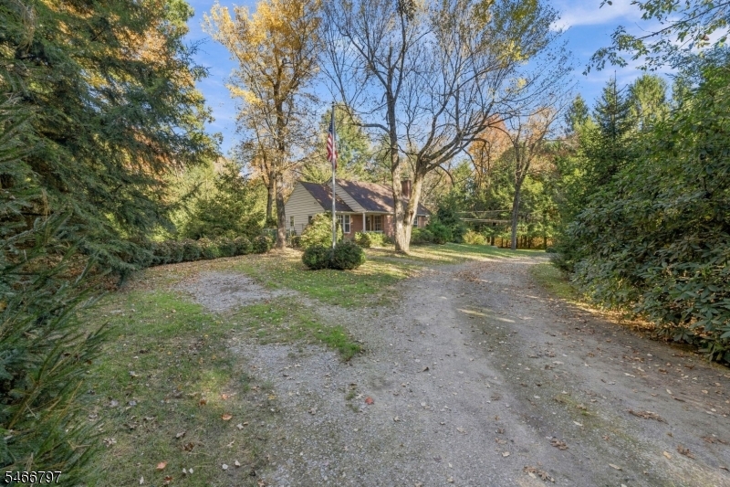 21 Chamberlain Road Jefferson NJ 07438