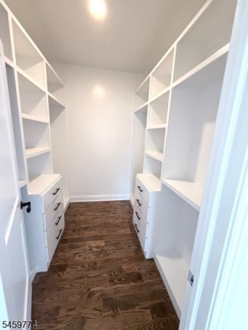 28 Mckinley Avenue Woodbridge NJ 07067