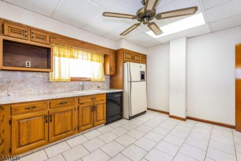 214 Prospect Avenue North Arlington NJ 07031