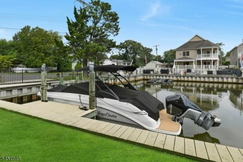 15 Starboard Court Brick NJ 08723
