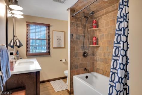 4435 Rudetown Road Hardyston NJ 07419