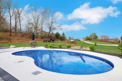 4435 Rudetown Road Hardyston NJ 07419