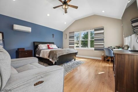 4 Greenwood Avenue West Orange NJ 07052