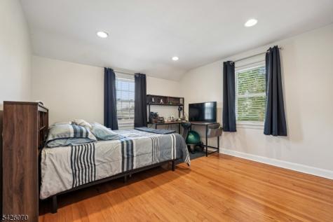 4 Greenwood Avenue West Orange NJ 07052