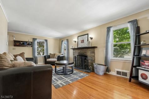4 Greenwood Avenue West Orange NJ 07052