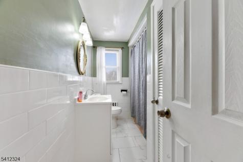 95 William Place Totowa NJ 07512