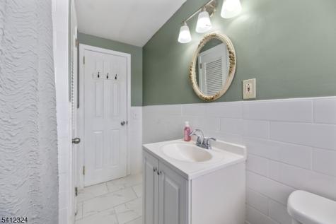 95 William Place Totowa NJ 07512