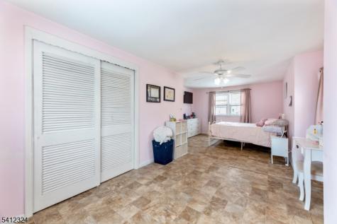 95 William Place Totowa NJ 07512