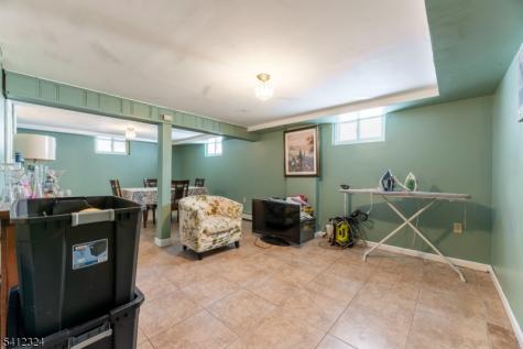 95 William Place Totowa NJ 07512