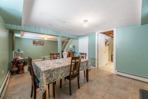 95 William Place Totowa NJ 07512