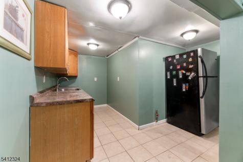 95 William Place Totowa NJ 07512