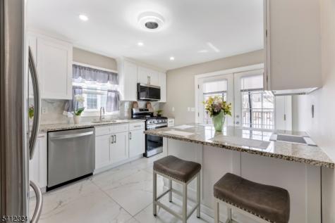95 William Place Totowa NJ 07512